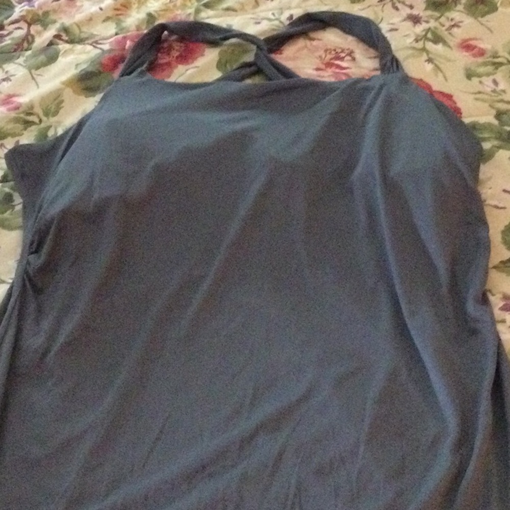 Women’s tank top, size XL